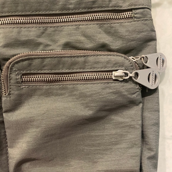 BAGGALLINI Crossbody Shoulder Messenger Bag - Picture 3 of 7